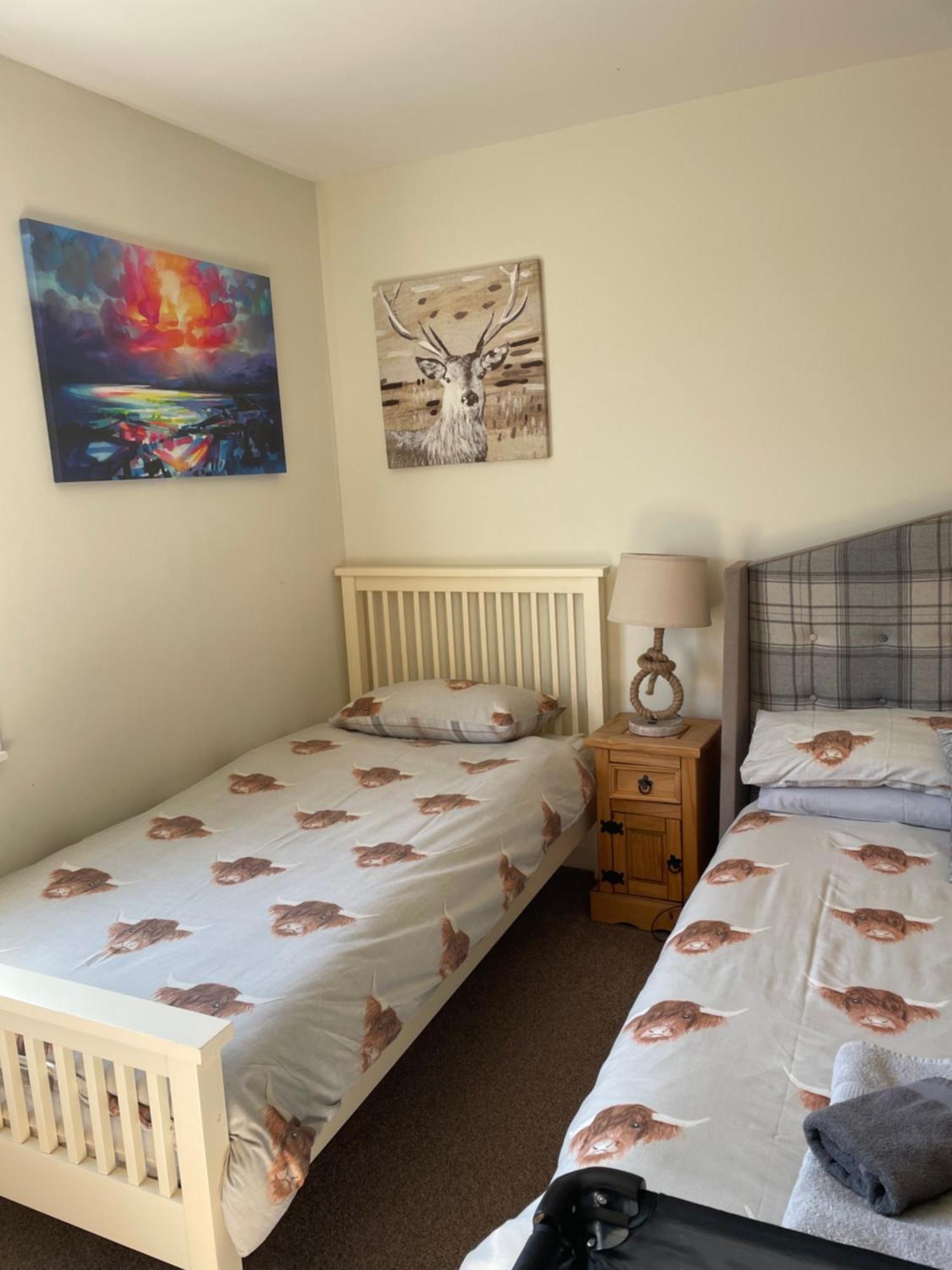 Charleston Apartment Self Catering 5 Min Drive From Town Centre Inverness Exterior photo